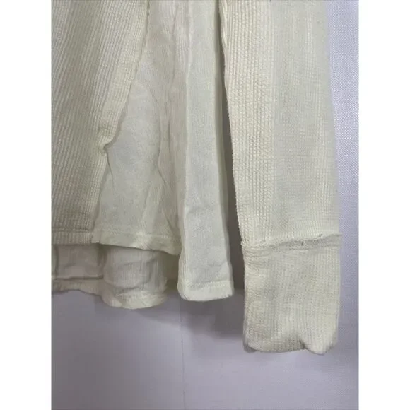 Altar'd State Women's Waffle Knit V-Neck Long Sleeve Thermal Top‎ Cream Small - Picture 5 of 8